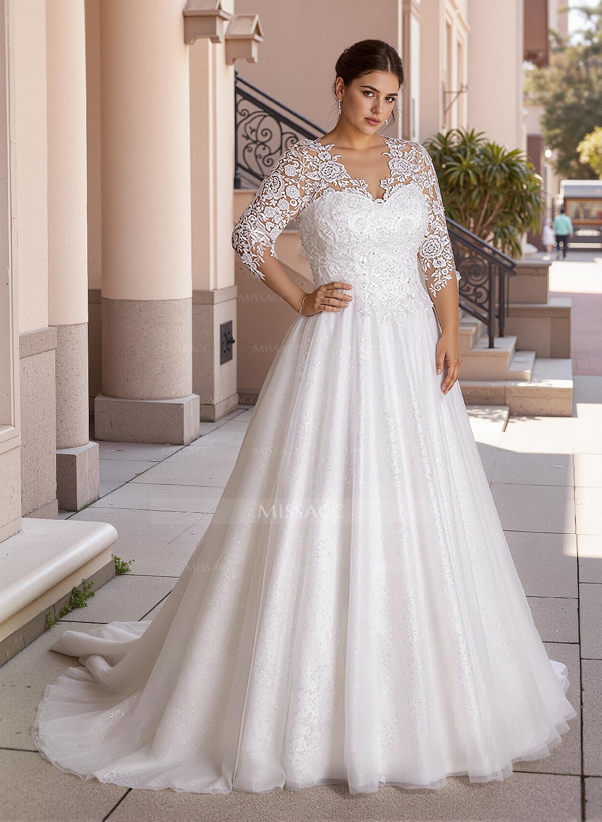 Curve Elegant Ball Gown V-Neck Sleeves Wedding Dresses With Appliques Lace