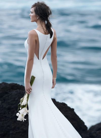 Simple Trumpet/Mermaid V-Neck Wedding Dresses With Covered Button