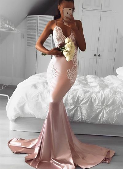 Lace Mermaid V-Neck Backless Bridesmaid Dresses With Silk Like Satin