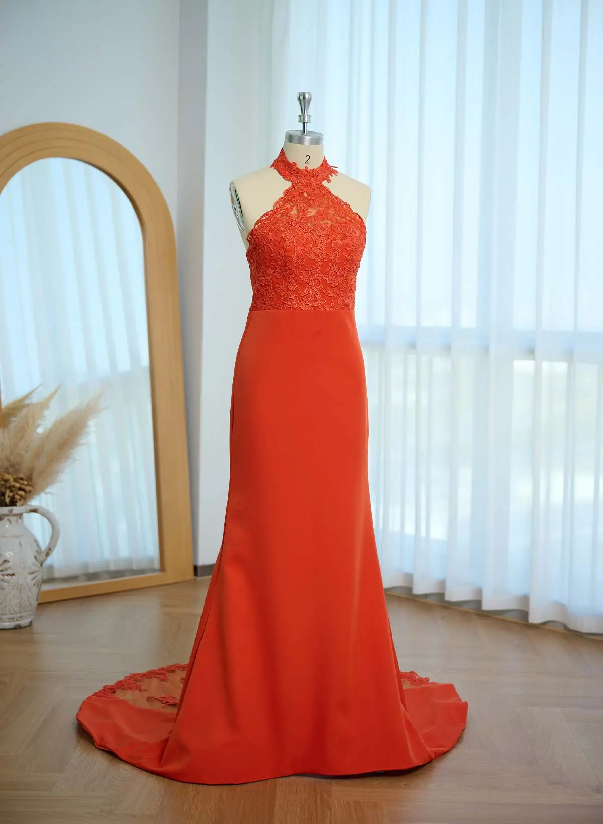 Lace Mermaid Halter Open Back Bridesmaid Dresses With Elastic Satin