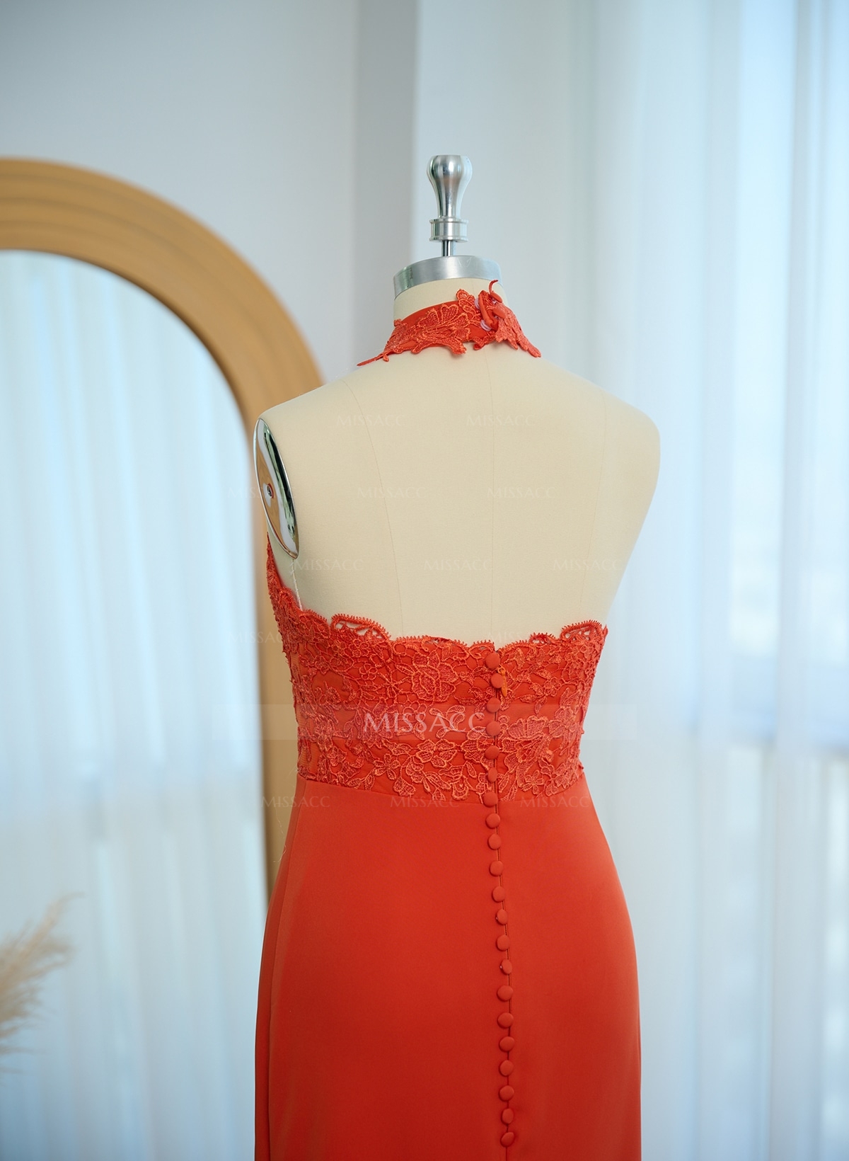 Lace Mermaid Halter Open Back Bridesmaid Dresses With Elastic Satin