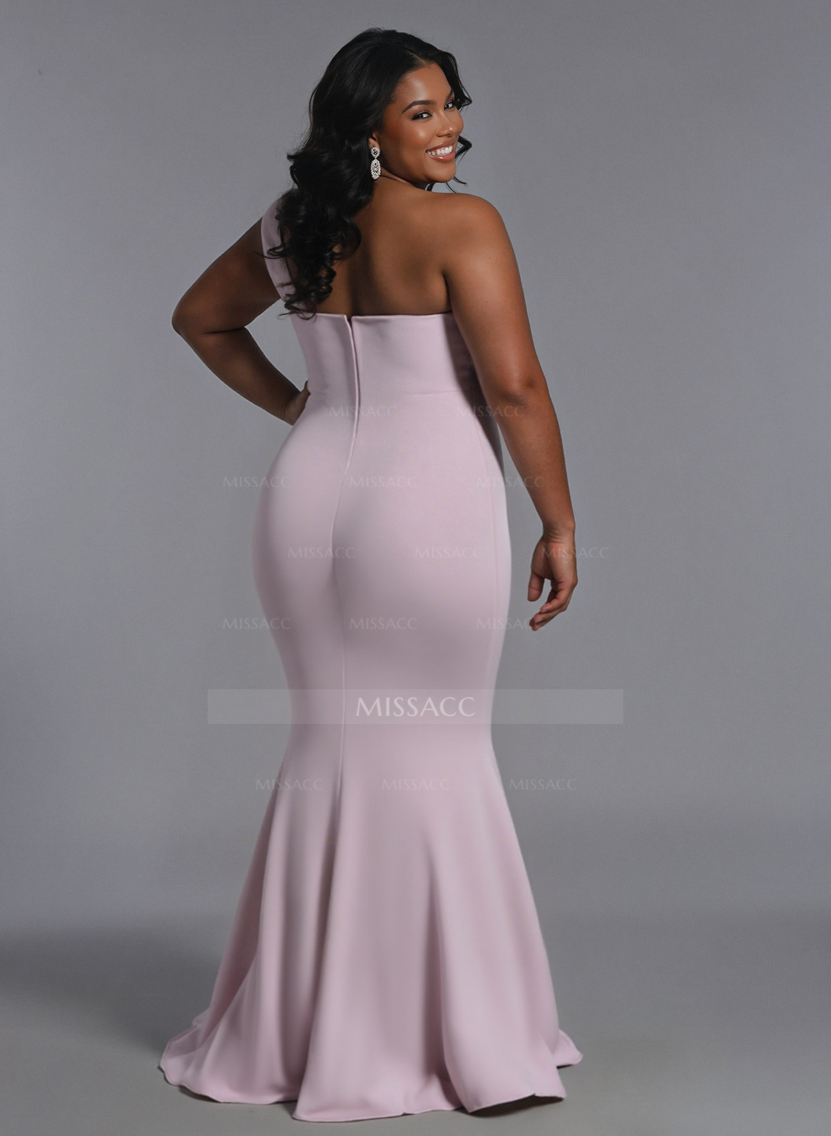 One-Shoulder Trumpet/Mermaid Pink Elastic Satin Bridesmaid Dresses