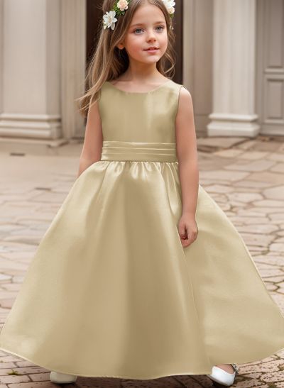 A-Line Scoop Neck Sleeveless Satin Flower Girl Dresses With Bow(s) A-Line Scoop Neck Sleeveless Satin Flower Girl Dresses With Bow(s)