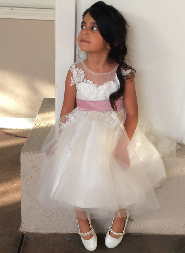 A-Line Illusion Neck Sleeveless Tulle Flower Girl Dresses With Appliques Lace