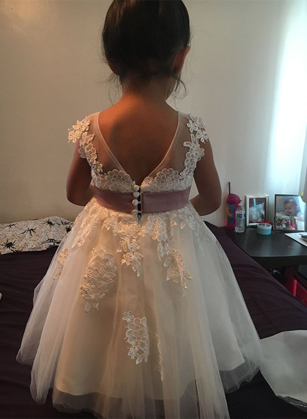 A-Line Illusion Neck Sleeveless Tulle Flower Girl Dresses With Appliques Lace