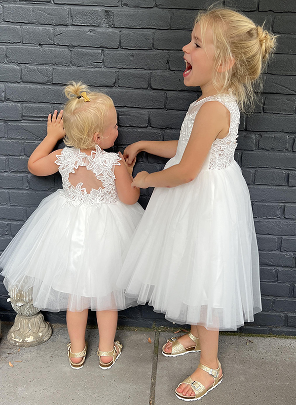 A-Line Illusion Neck Lace/Tulle Flower Girl Dresses With Back Hole