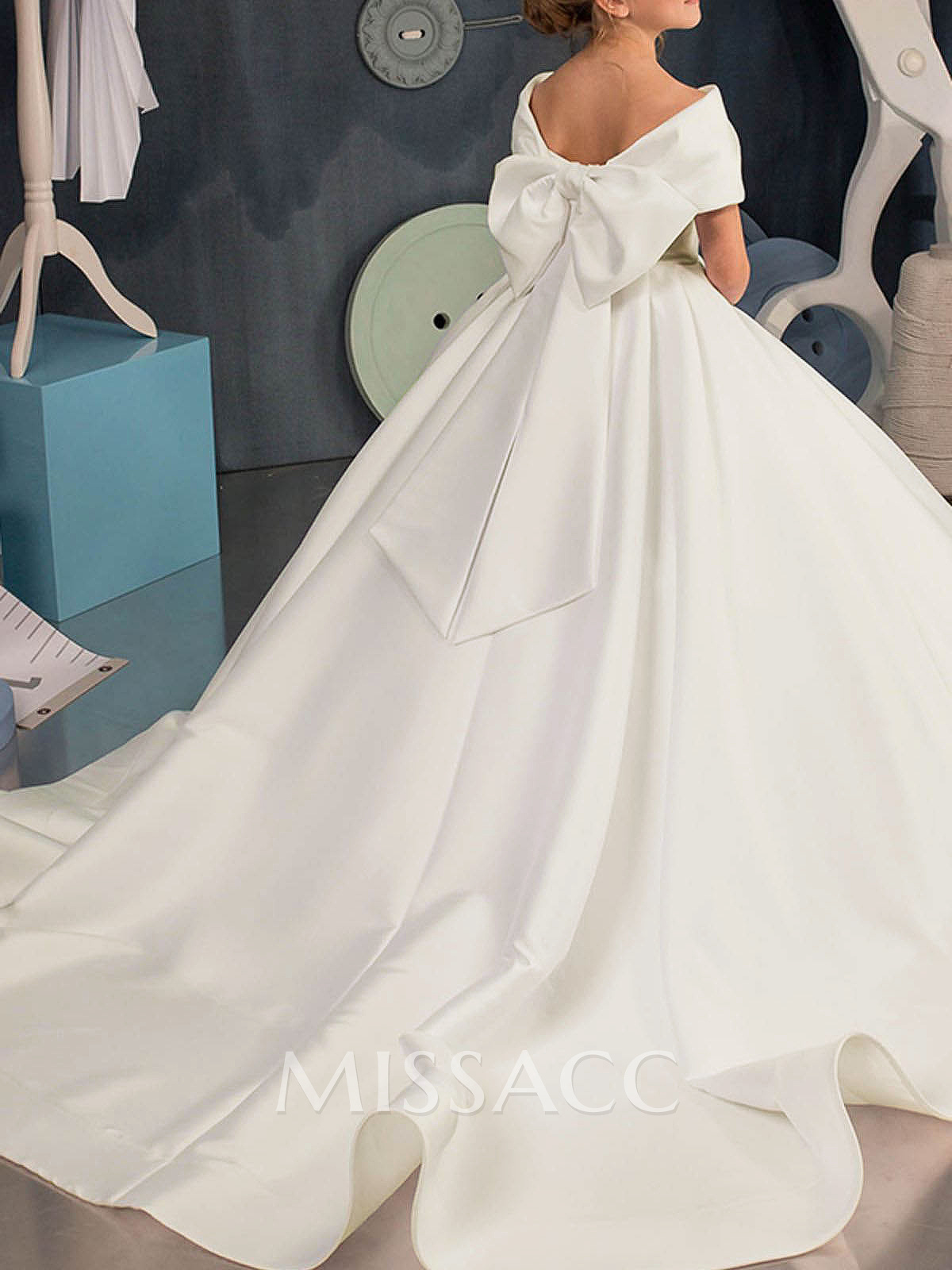 Ball-Gown Off-The-Shoulder Satin Flower Girl Dresses With Bow(s) Ball-Gown Off-The-Shoulder Satin Flower Girl Dresses With Bow(s)