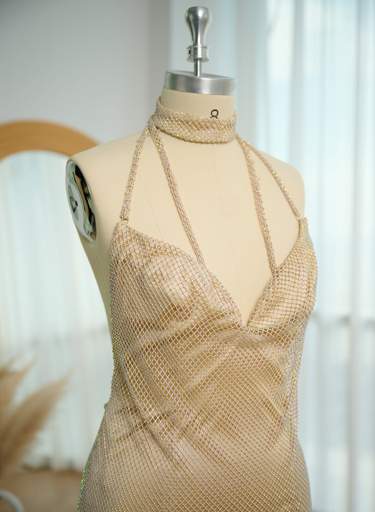 Sparkly Backless Halter Homecoming Dresses