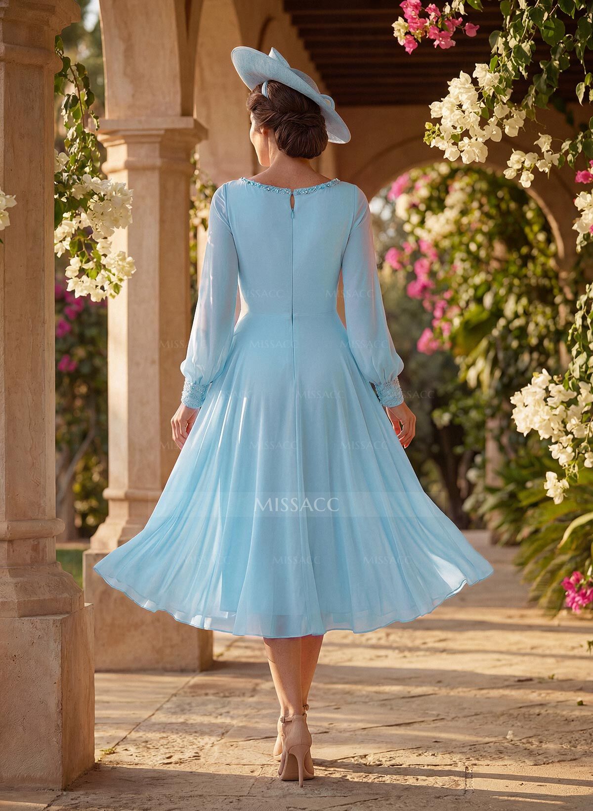 A-Line Scoop Neck Long Sleeves Chiffon Mother Of The Bride Dresses With Beading