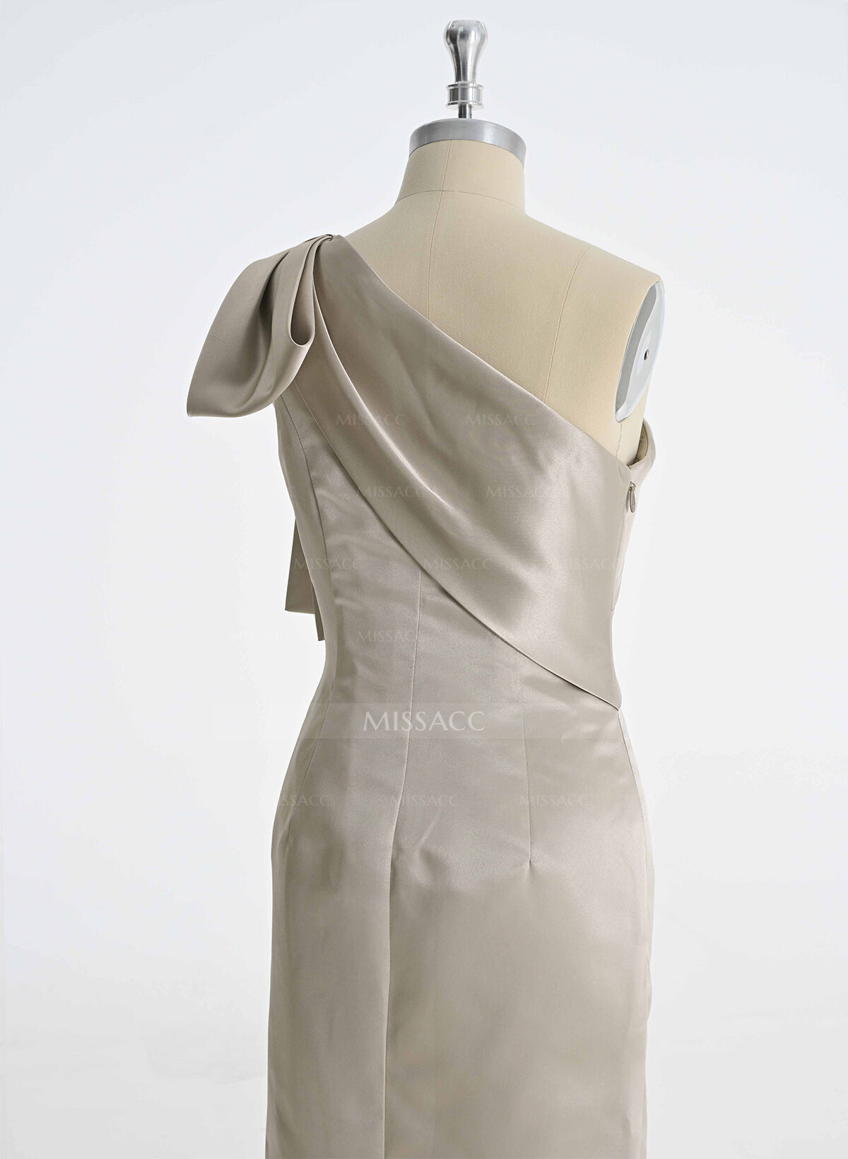 Sheath/Column One-Shoulder Satin Mother Of The Bride Dresses With Bow(s)