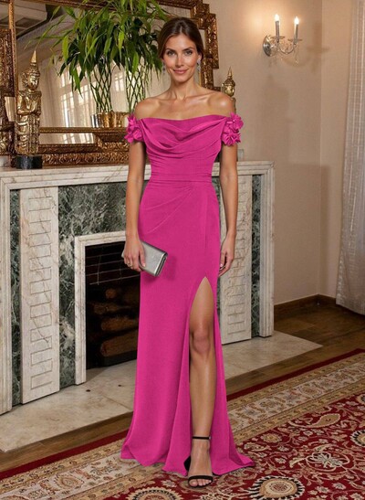 Sheath/Column Off-The-Shoulde Elastic Satin Mother Of The Bride Dresses With Split Front