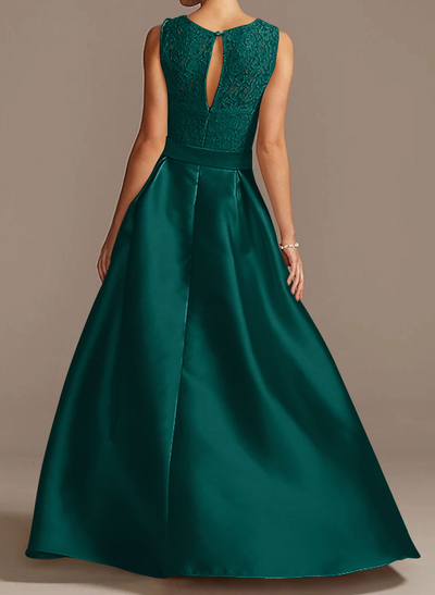 A-Line Scoop Neck Lace/Satin Mother Of The Bride Dresses With Pockets