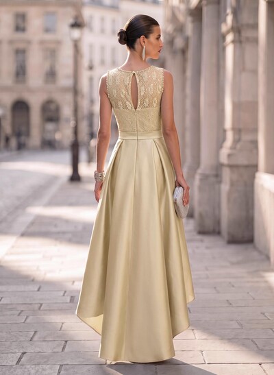A-Line Scoop Neck Lace/Satin Mother Of The Bride Dresses With Pockets