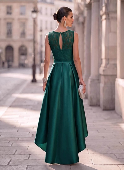 A-Line Scoop Neck Lace/Satin Mother Of The Bride Dresses With Pockets