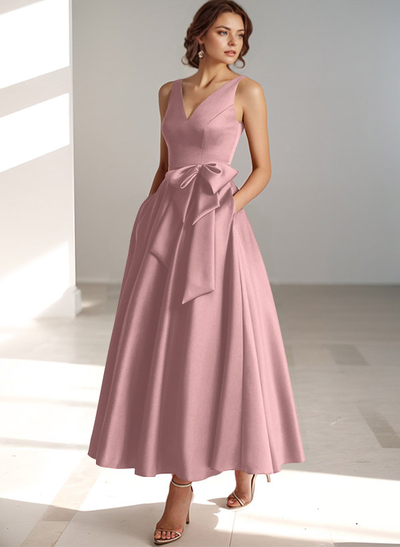 A-Line V-Neck Satin Mother Of The Bride Dresses With Bow(s)/Pockets