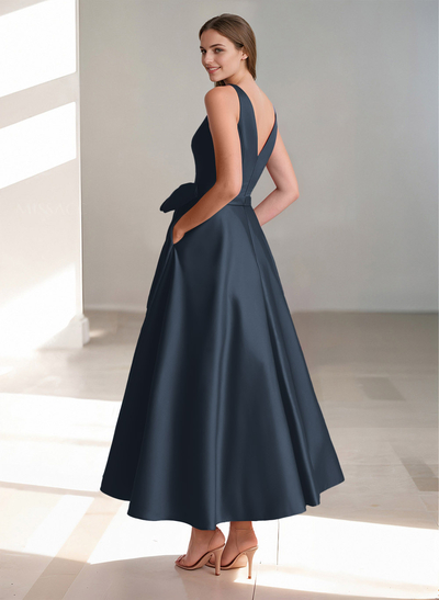 A-Line V-Neck Satin Mother Of The Bride Dresses With Bow(s)/Pockets