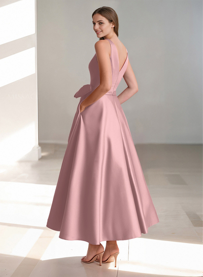 A-Line V-Neck Satin Mother Of The Bride Dresses With Bow(s)/Pockets