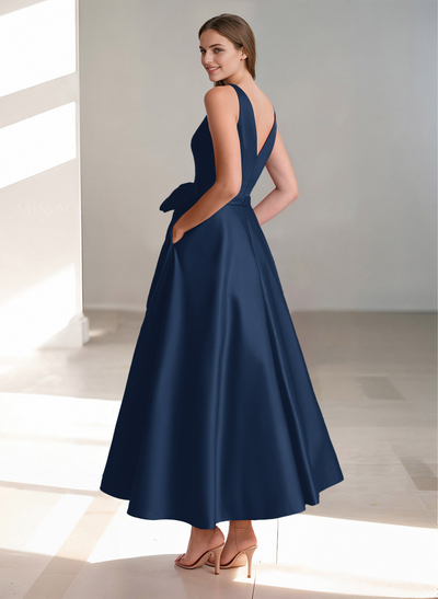 A-Line V-Neck Satin Mother Of The Bride Dresses With Bow(s)/Pockets