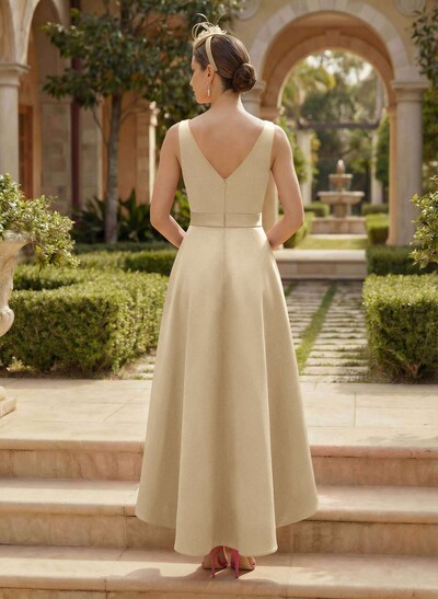 A-Line V-Neck Satin Mother Of The Bride Dresses With Bow(s)/Pockets