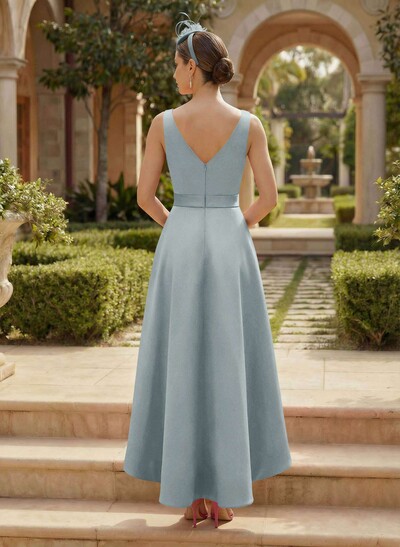 A-Line V-Neck Satin Mother Of The Bride Dresses With Bow(s)/Pockets
