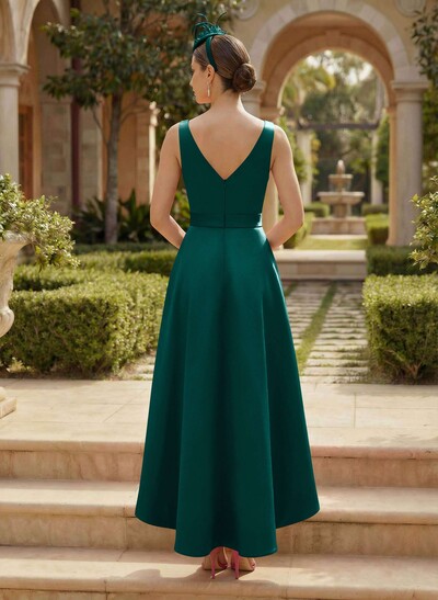 A-Line V-Neck Satin Mother Of The Bride Dresses With Bow(s)/Pockets