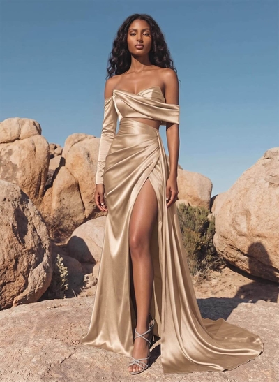 Asymmetrical Neck Sheath/Column Prom Dresses With High Split