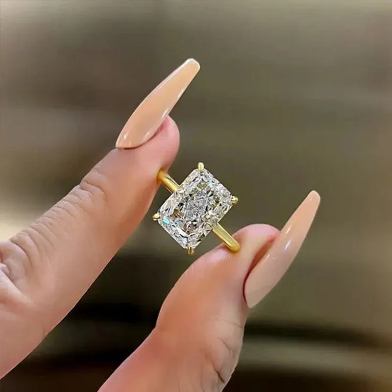 Anillo De Compromiso Con Moissanita De 0.30 Carat - AM05 - Joyería Diamanti