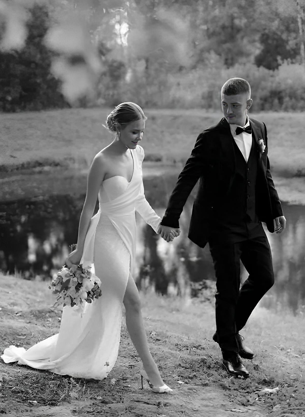 Sheath One-Shoulder Long Sleeves Sweep Train Satin/Sequined Wedding Dresses