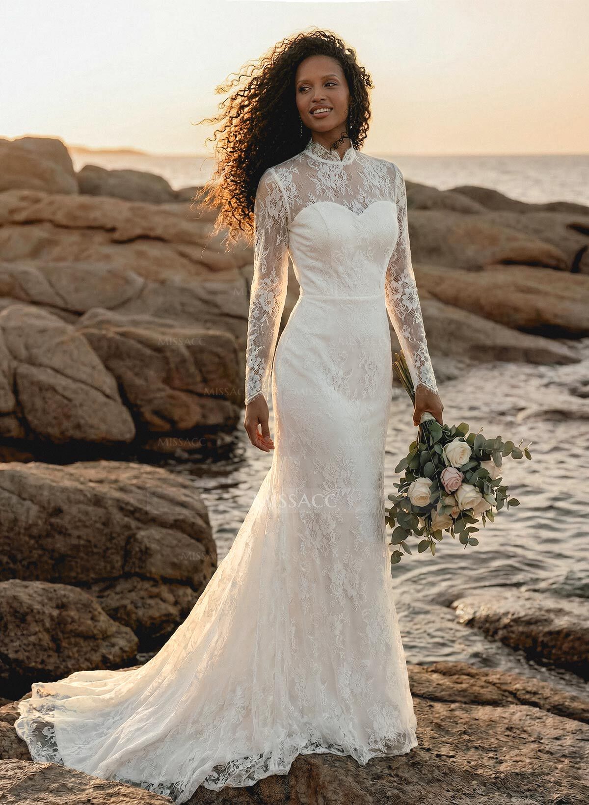 Trumpet/Mermaid Illusion Neck Vintage Lace Wedding Dresses With Long Sleeves