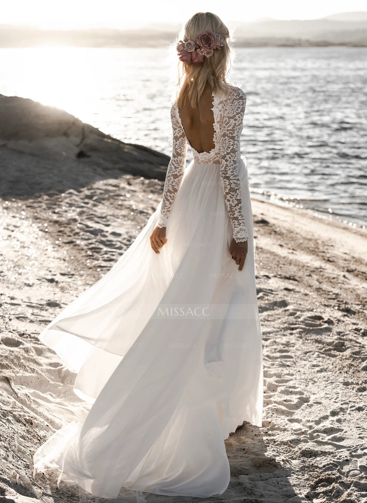 Boho Beach Lace Open Back A-Line Wedding Dresses With Long Sleeves