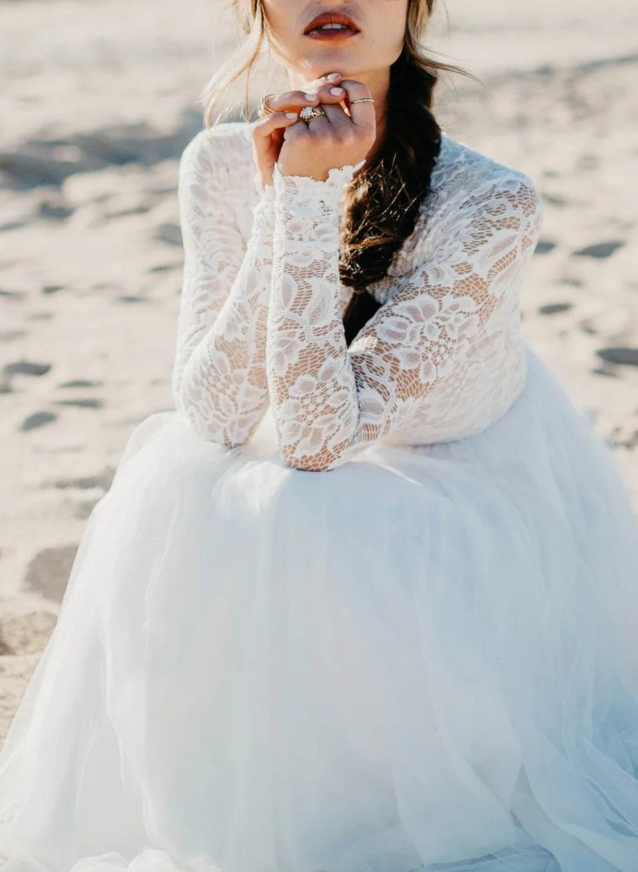 Boho Beach Lace Tulle A-Line Wedding Dresses With Long Sleeves