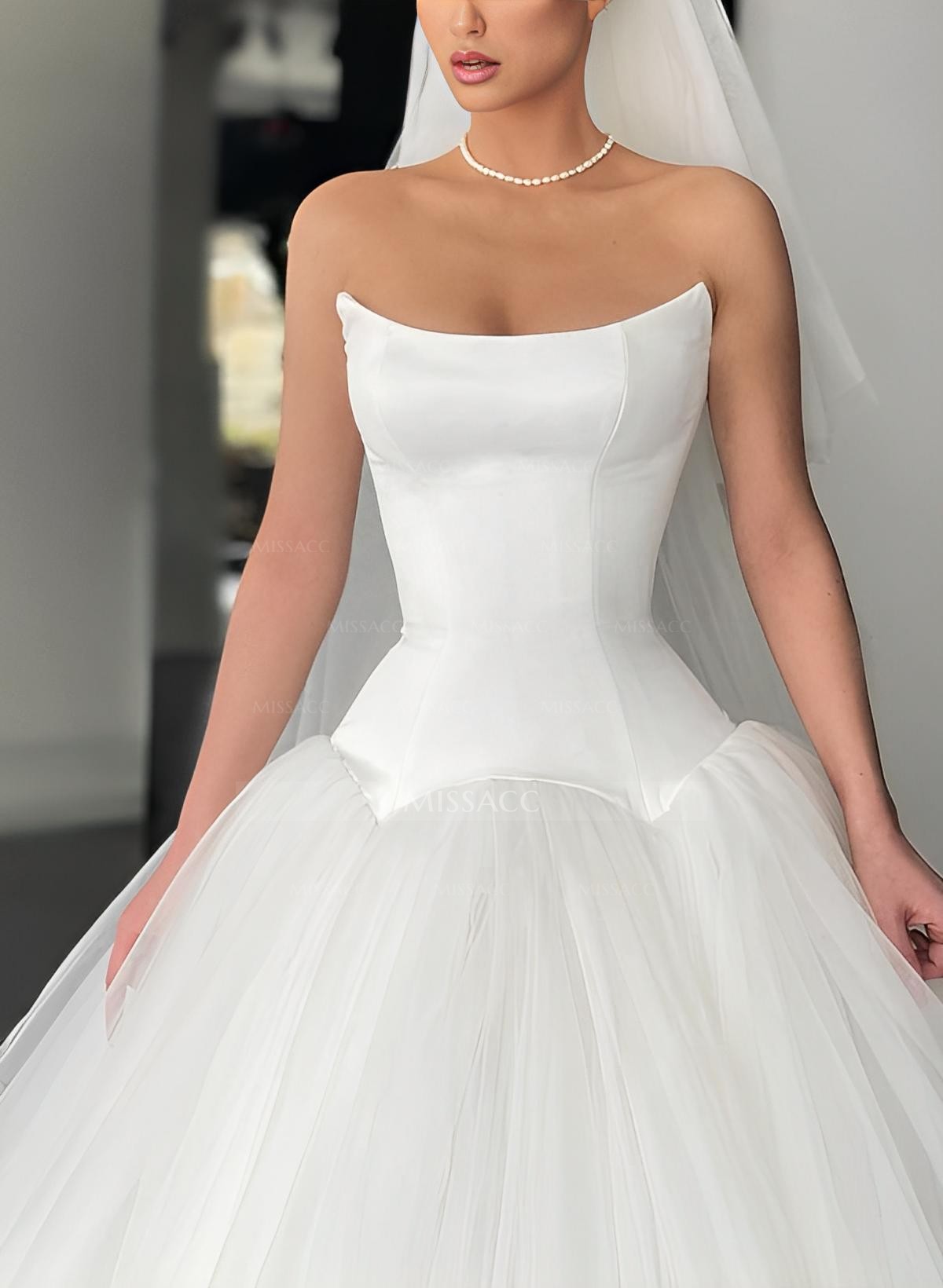 Ball-Gown Sleeveless Sweep Train Satin/Tulle Wedding Dresses