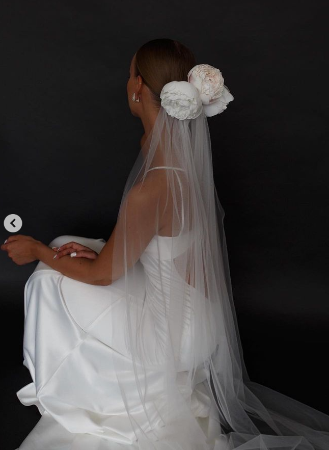 Modern Open Back Silk Like Satin Spaghetti Straps Wedding Dresses With V-Neck