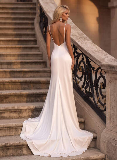 Sexy Boho Backless V-Neck Wedding Dresses With Silk Like Satin