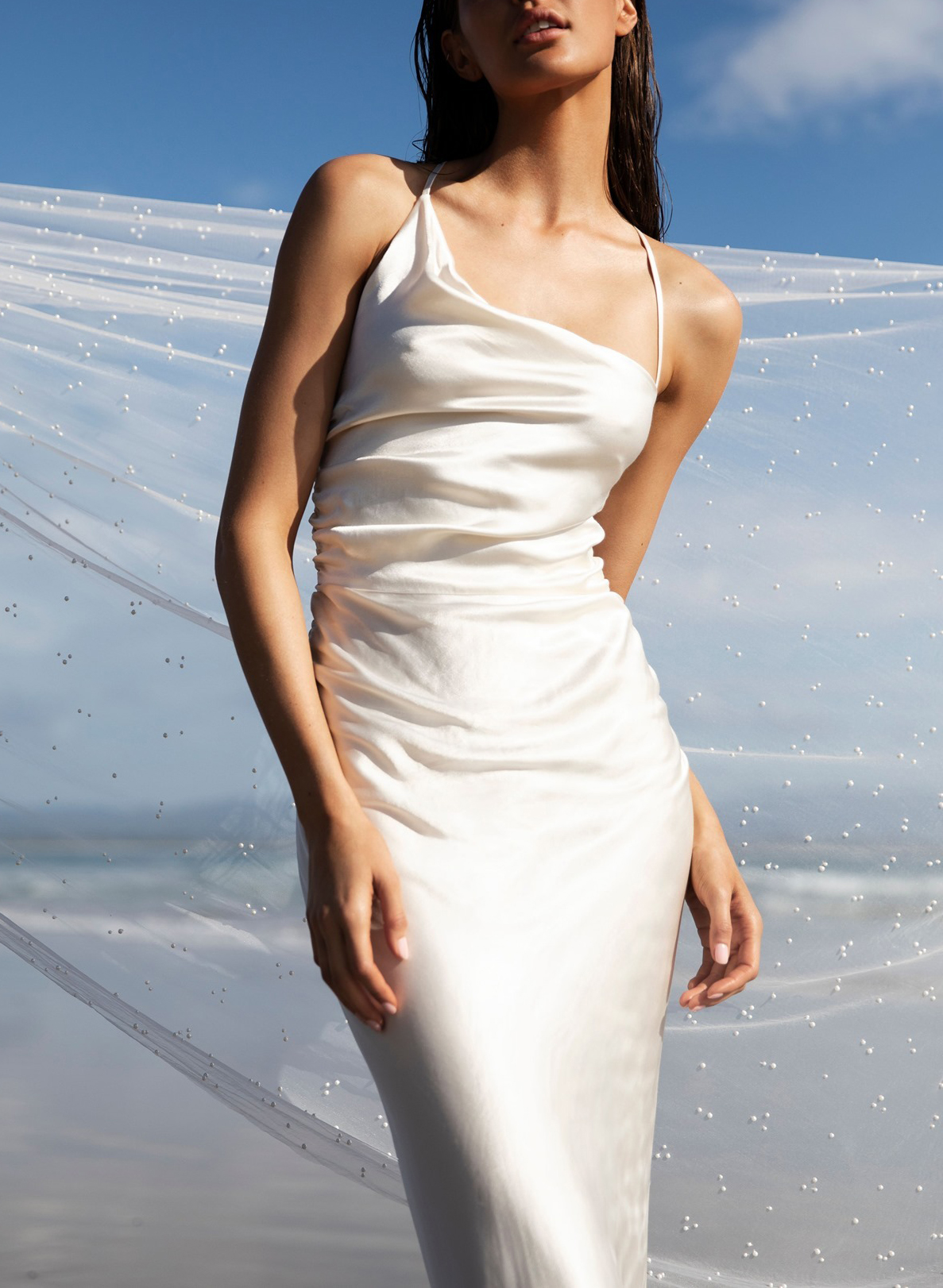 Beach Tea-Length Open Back Trumpet/Mermaid Wedding Dresses With Silk Like Satin