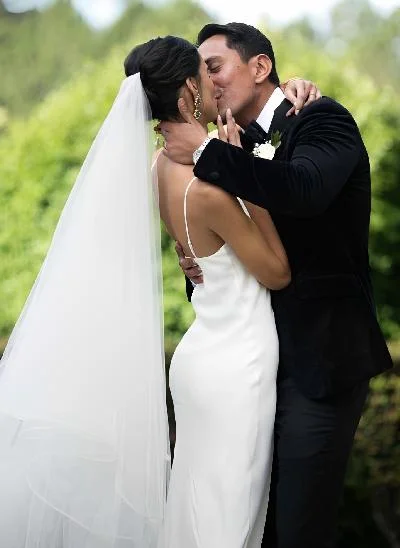 Sexy V-Neck Spaghetti Straps Silk Like Satin Wedding Dresses With Sweep Train