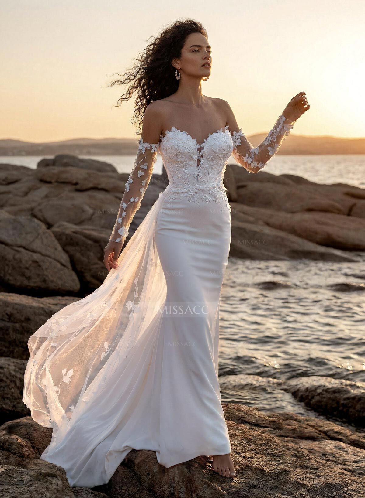 Sheath Sweetheart Long Sleeves Sweep Train Lace/Elastic Satin Wedding Dresses With Lace