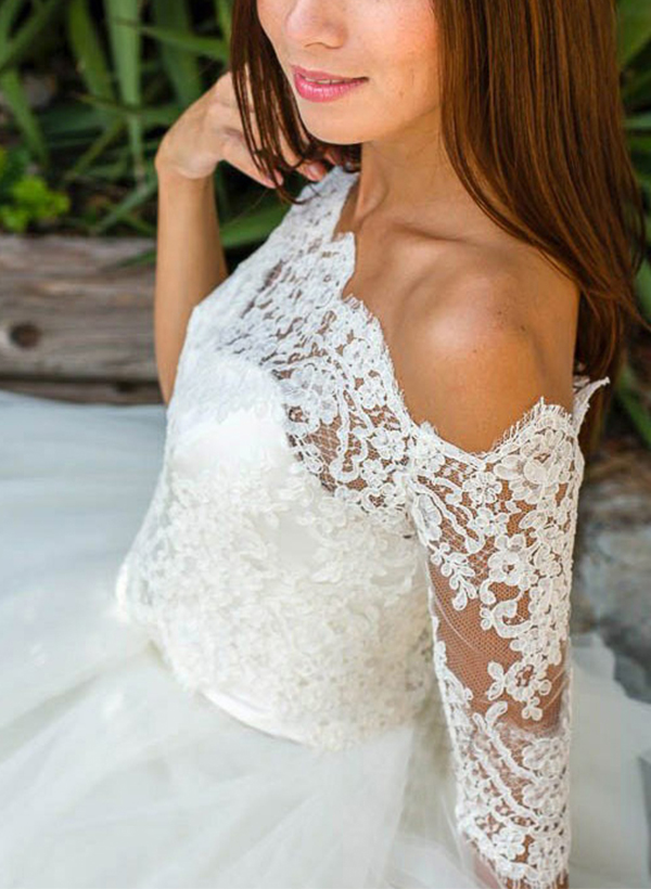 A-Line Off-The-Shoulder 1/2 Sleeves Tulle Wedding Dresses With Appliques Lace