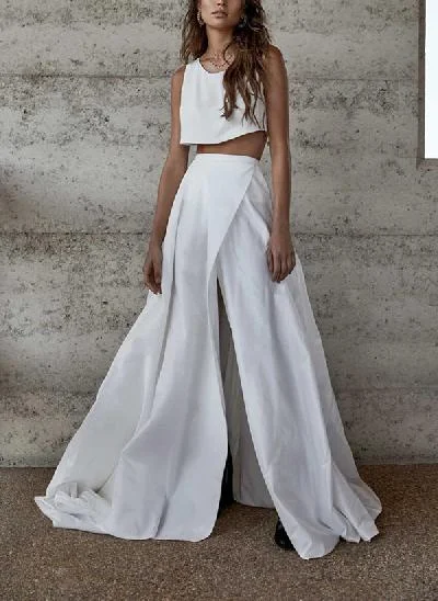A-Line Scoop Neck Sleeveless Sweep Train Wedding Dresses With Split Front