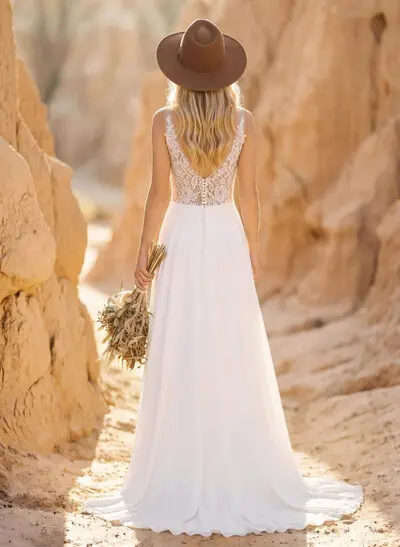 A-Line V-Neck Sleeveless Chiffon/Lace Beach Wedding Dresses With Split Front