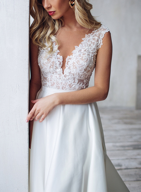 A-Line V-Neck Sleeveless Elegant Lace/Satin Wedding Dresses