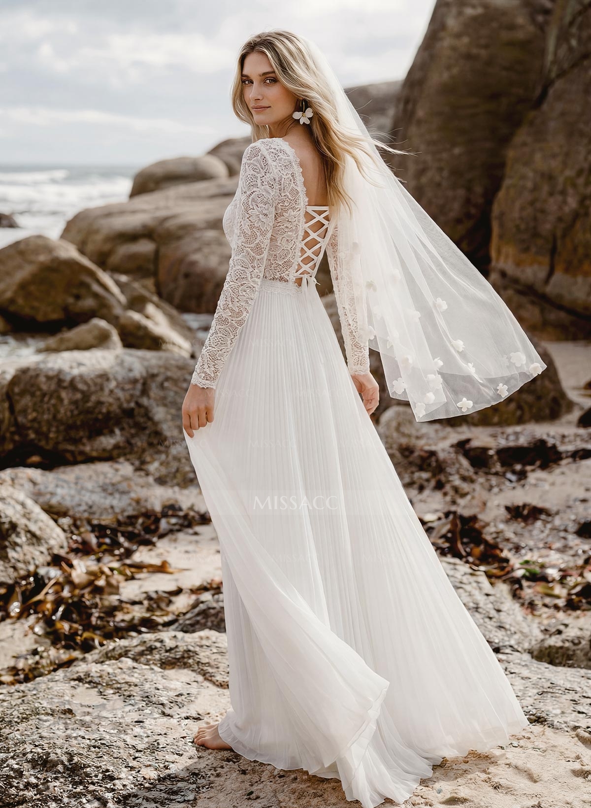 A-Line Long Sleeves Floor-Length Chiffon/Lace Wedding Dresses