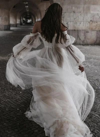 Boho Tulle Off-The-Shoulder Long Sleeves A-Line Wedding Dresses