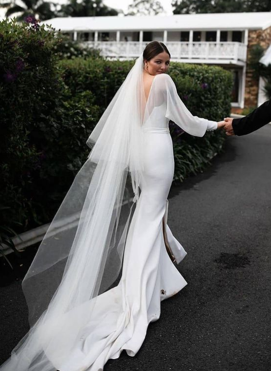 Simple Beach Long Sleeves Slit Wedding Dresses With Trumpet/Mermaid