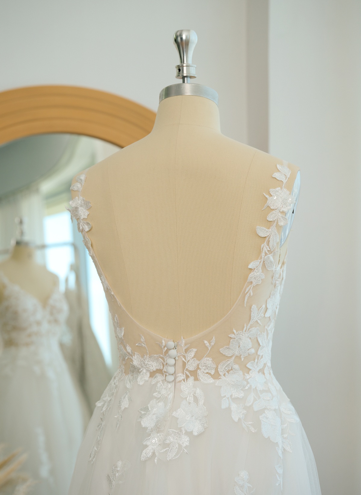 A-Line V-Neck Sleeveless Sweep Train Lace Wedding Dresses