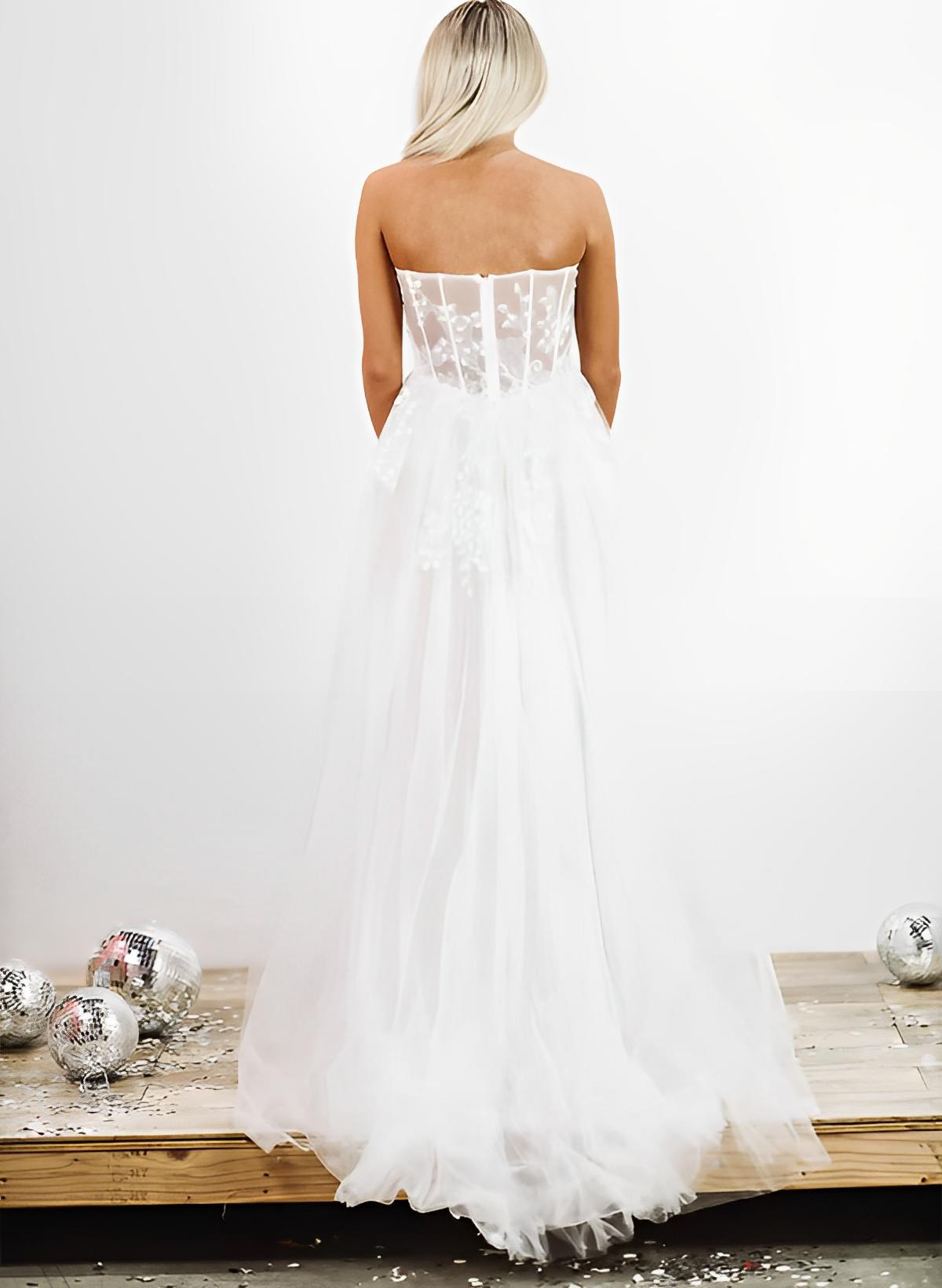 A-Line Sweetheart Sleeveless Floor-Length Tulle Wedding Dresses With Appliques Lace