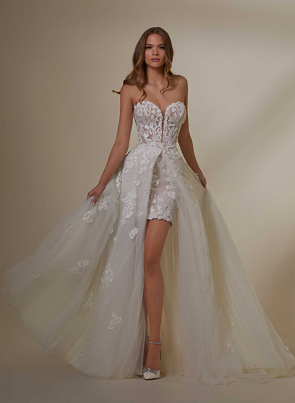 A-Line Sweetheart Long Sleeves Lace Wedding Dresses With Detachable Train