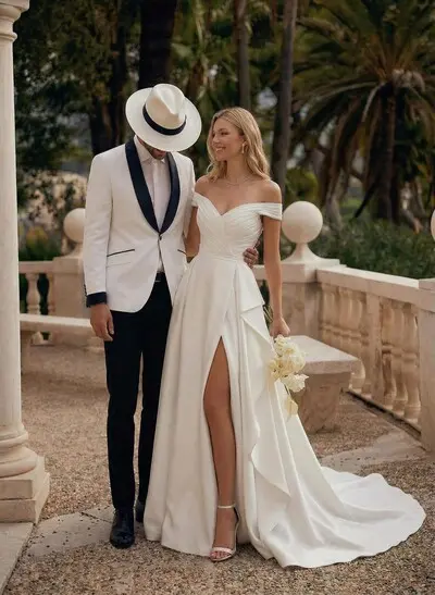 Off-The-Shoulder Simple A-Line Pleated Wedding Dresses With Split Front