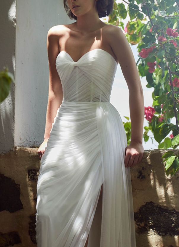 Sheath/Column Sweetheart Tulle Wedding Dresses With Split Front