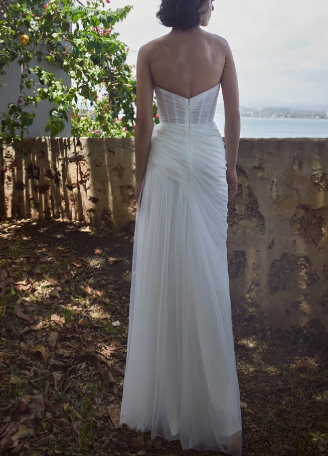 Sheath/Column Sweetheart Tulle Wedding Dresses With Split Front